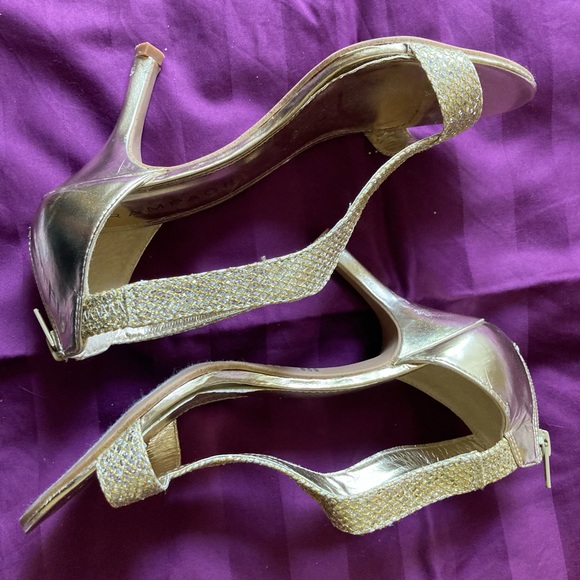 Metallic Gold Katreenia High Heels by Rampage, sz 7 - 3.5” heel - Picture 8 of 11